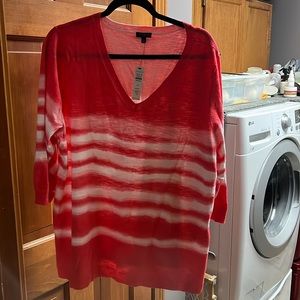 Lightweight 3/4 length sleeve sweater